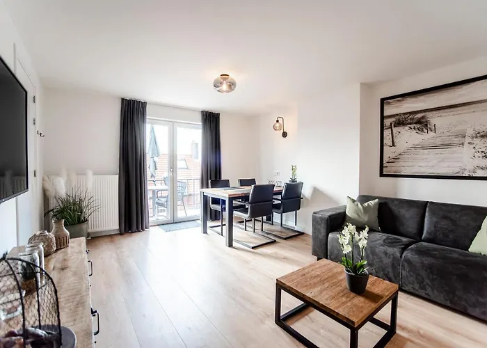 Seawave Apartment